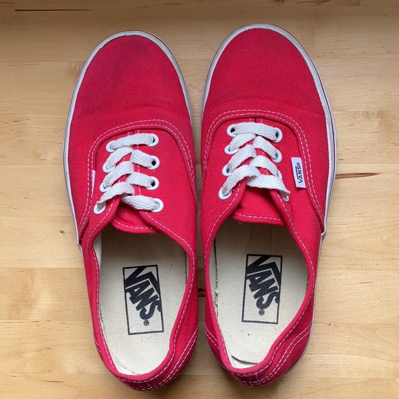 Classic red Vans sneakers ❤️ Women’s 6.5 / Men’s 5 - Picture 6 of 12